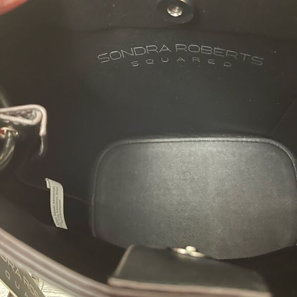Sondra Roberts Squared Crossbody Bag NWT - Picture 8 of 13